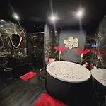 O' Plaisirs Interdits - Loveroom Apartmán *
