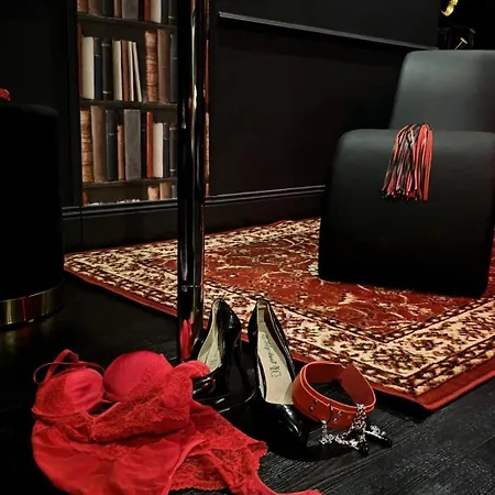 O' Plaisirs Interdits - Loveroom *