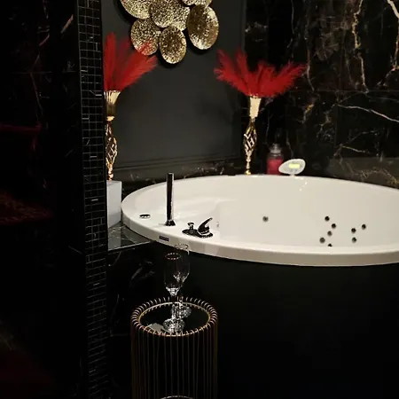Appartement O' Plaisirs Interdits - Loveroom Caen