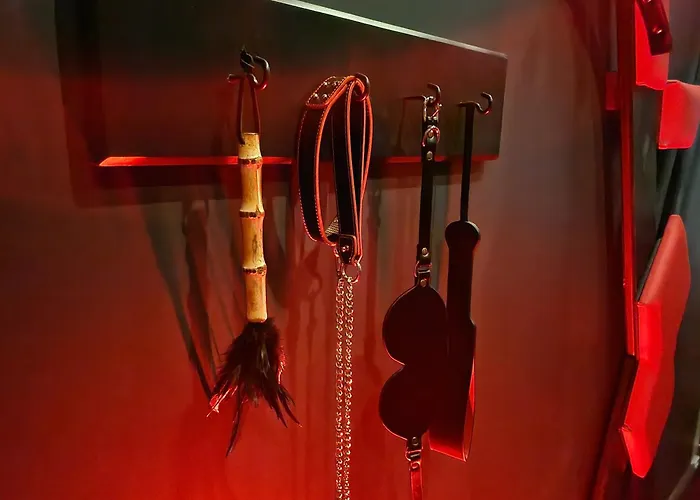 O' Plaisirs Interdits - Loveroom * Caen